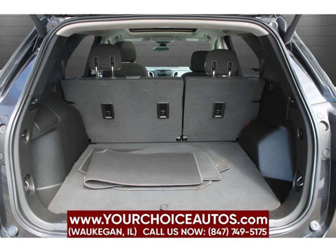 Used 2020 Chevrolet Equinox LT image 29