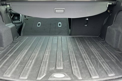 Certified 2024 Land Rover Discovery Sport S image 16