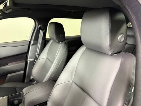 New 2026 Land Rover Range Rover Velar Dynamic SE image 14