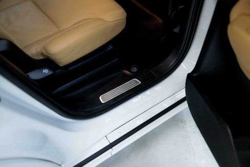Used 2023 Volvo XC90 T8 Ultimate w/ Lounge Package image 44