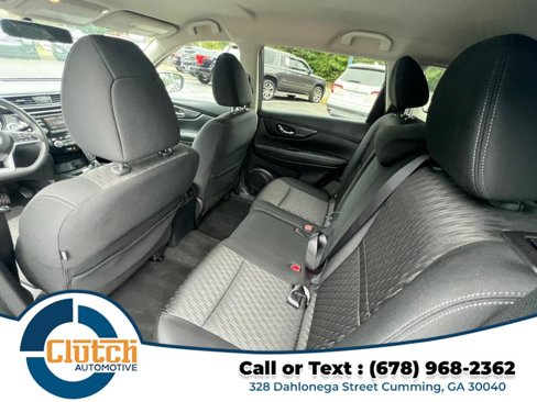 Used 2017 Nissan Rogue SV image 16