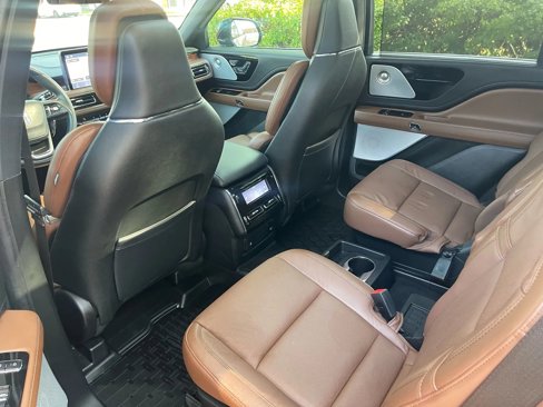 Used 2023 Lincoln Aviator Grand Touring w/ Equipment Group 301A image 12