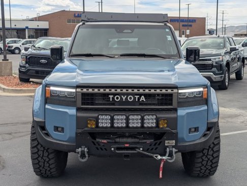 Used 2024 Toyota Land Cruiser image 9
