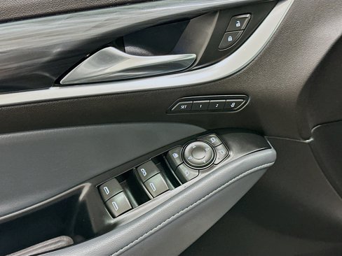 Used 2024 Buick Enclave Premium image 15