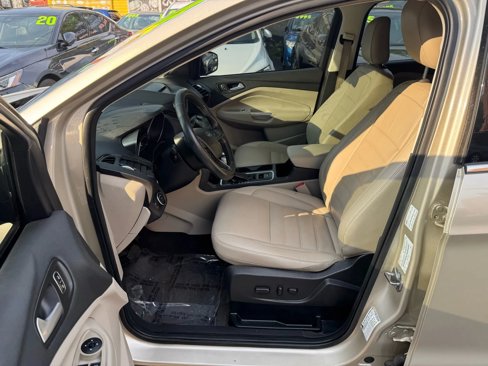 Used 2018 Ford Escape SEL image 21