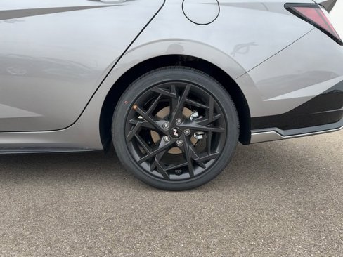 Certified 2025 Hyundai Elantra N Line image 25