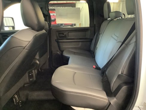 New 2026 RAM 3500 Tradesman image 29