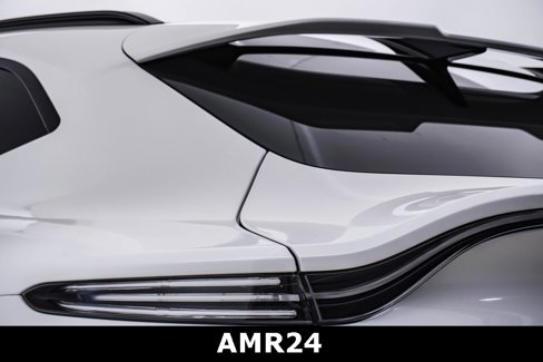 Used 2025 Aston Martin DBX 707 image 12