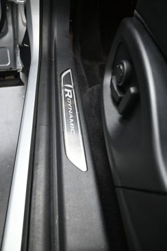 Certified 2020 Jaguar E-PACE R-Dynamic SE image 25
