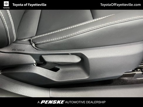 New 2026 Toyota Camry SE image 9