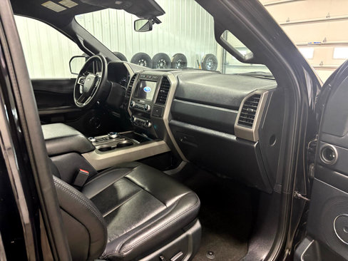 Used 2020 Ford Expedition XLT w/ Equipment Group 201A image 37