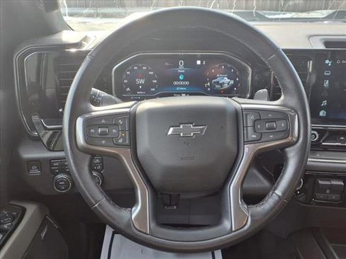 Used 2023 Chevrolet Silverado 1500 ZR2 image 22