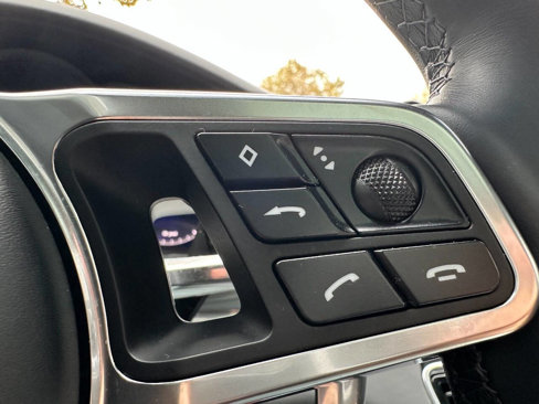 Used 2018 Porsche Panamera Turbo image 39