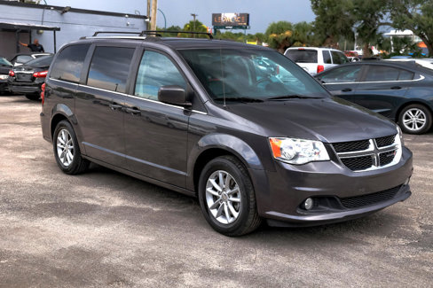 Used 2020 Dodge Grand Caravan SXT image 15