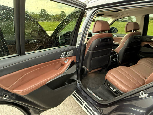 Used 2020 BMW X7 xDrive40i w/ Premium Package image 14