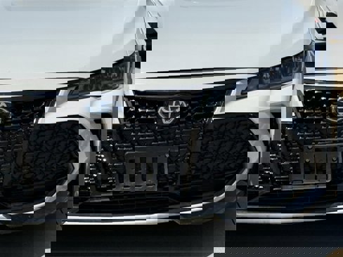 Used 2021 Toyota Avalon TRD image 8