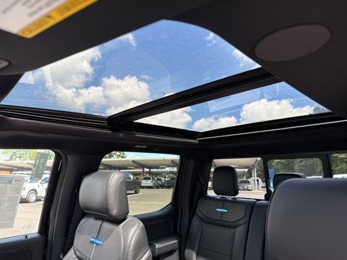 New 2026 Ford F250 Platinum image 21