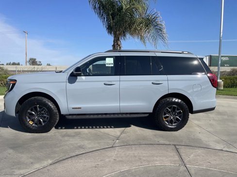New 2025 Ford Expedition Tremor image 2