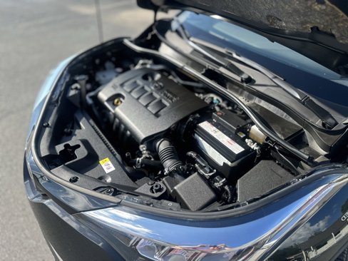 Used 2022 Toyota C-HR XLE image 14