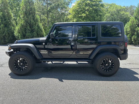 Used 2015 Jeep Wrangler Unlimited Sport image 12