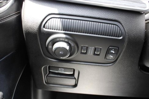 Certified 2023 Jeep Wagoneer L Series II image 24