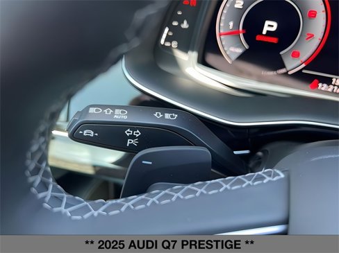 New 2025 Audi Q7 3.0T Prestige image 19