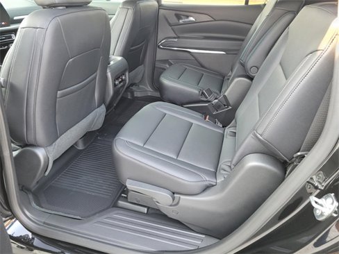 New 2026 Chevrolet Traverse LT w/ Midnight/Sport Edition image 7