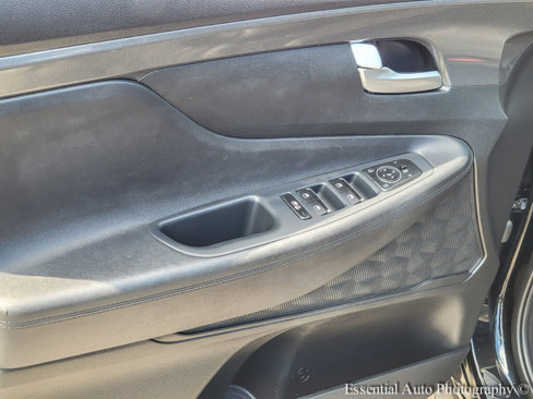 Used 2023 Hyundai Santa Fe SE image 15