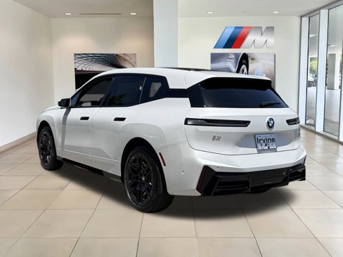 New 2026 BMW iX xDrive60 w/ M Sport Package image 8