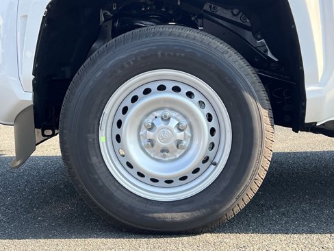 New 2025 Toyota Tacoma SR image 5