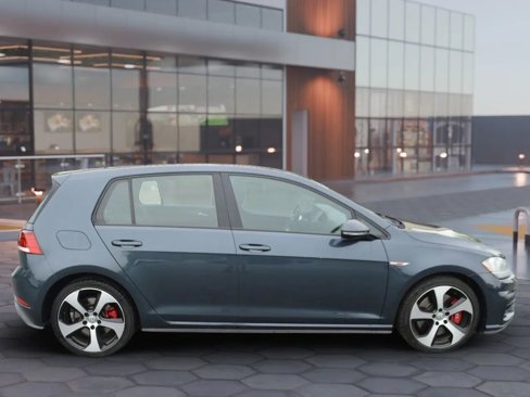 Used 2019 Volkswagen GTI S image 9