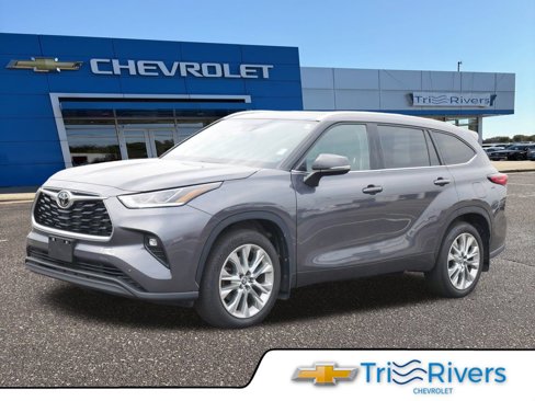 Used 2023 Toyota Highlander Limited image 1