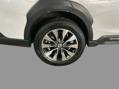 Certified 2024 Subaru Outback Limited image 18