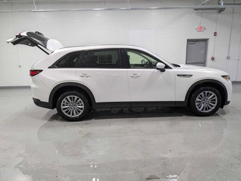 Used 2025 MAZDA CX-90 3.3 Turbo w/ Preferred Package image 8