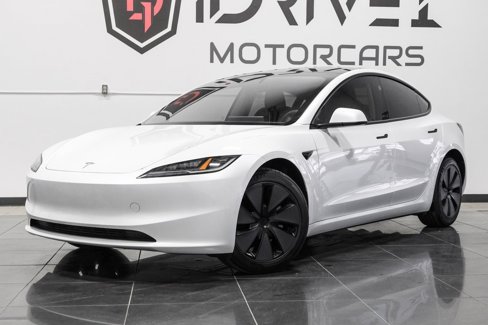 Used 2025 Tesla Model 3 Long Range image 8