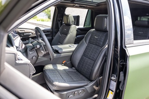 Used 2023 Cadillac Escalade V image 33
