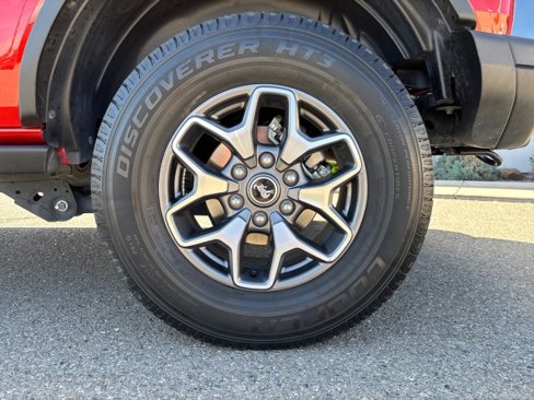 Used 2024 Ford Bronco Badlands image 31
