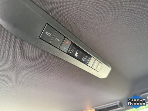 Used 2025 Toyota Sienna XSE image 34
