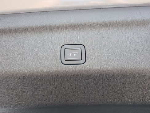 New 2026 GMC Yukon AT4 w/ AT4 Premium Package image 55