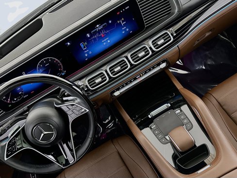 Used 2024 Mercedes-Benz GLE 450 4MATIC w/ AMG Line Exterior image 18