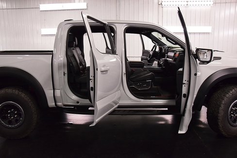 Used 2024 Ford F150 Raptor image 35