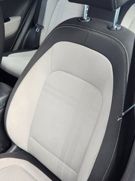 Used 2023 Hyundai Venue SEL image 18