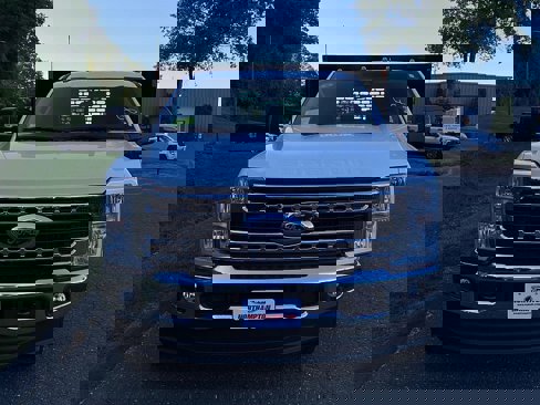 New 2026 Ford F350 XL image 2