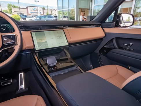 New 2025 Land Rover Range Rover Sport Dynamic SE image 24