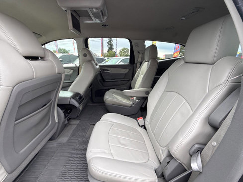 Used 2014 Chevrolet Traverse LTZ image 17