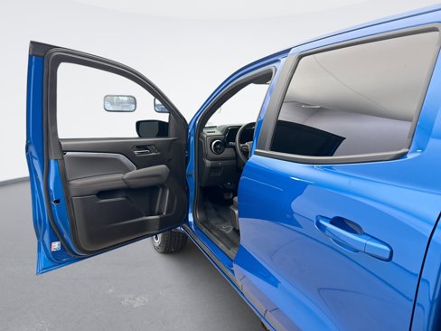 Used 2024 Chevrolet Colorado Z71 w/ Advanced Trailering Package image 9