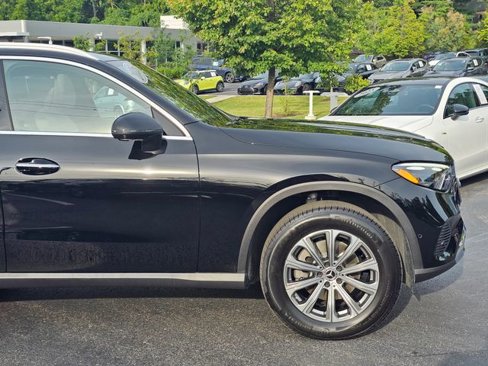 Certified 2025 Mercedes-Benz GLC 300 4MATIC image 6
