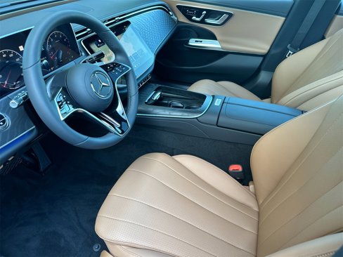 New 2026 Mercedes-Benz E 350 4MATIC Sedan image 10