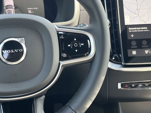 New 2026 Volvo XC90 T8 Plus image 25