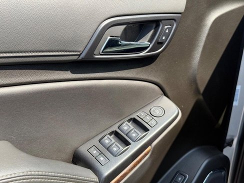 Used 2020 Chevrolet Tahoe LT image 19